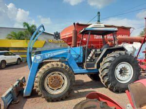Trator Valtra 1780 - Plaina Dianteira Ano 2015