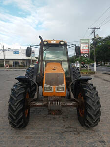 Trator Valtra A850