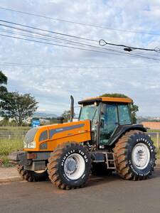 Trator Valtra BH 180