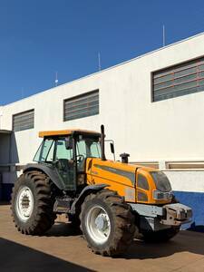 Trator Valtra BH 180