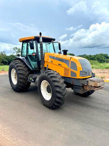 Trator Valtra Bh 180