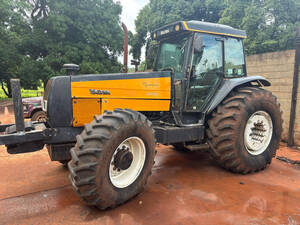 Trator Valtra Bh 180