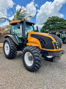 Trator Valtra Bm 110