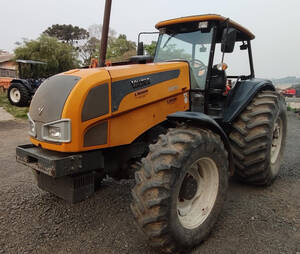 Trator Valtra Bm 110 Plataformado. Fab 2014