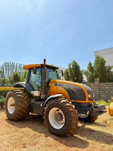 Trator Valtra Bt 170