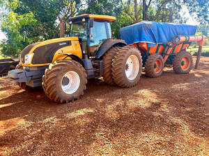 Trator Valtra Bt 210