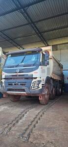volvo fmx 500 8x4 cacamba basculante 2020