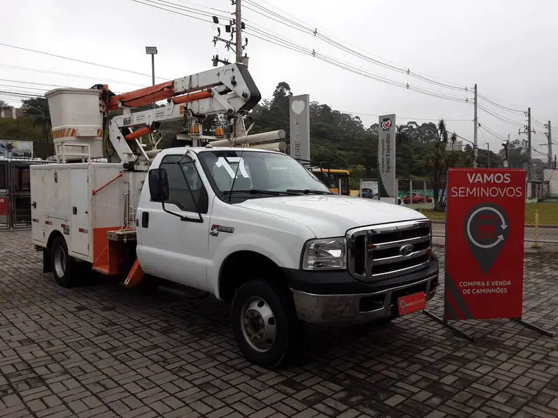 Caminhao Ford usado à venda