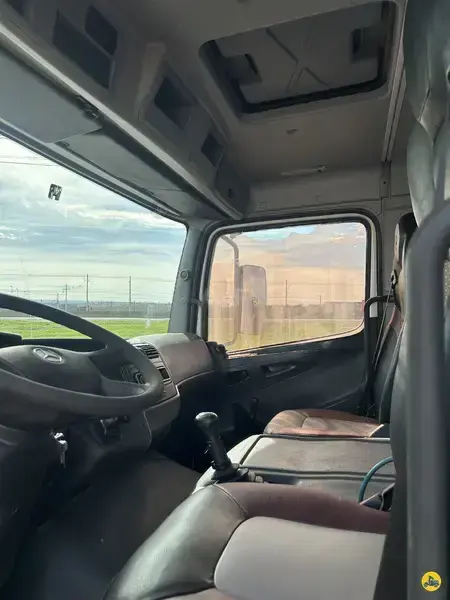 Mb Atego 2730 Ano 2020 - 8